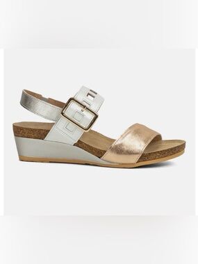 Naot Womens Dynasty Sandals EU 41 US 10 Rose Gold White Leather Wedge $169